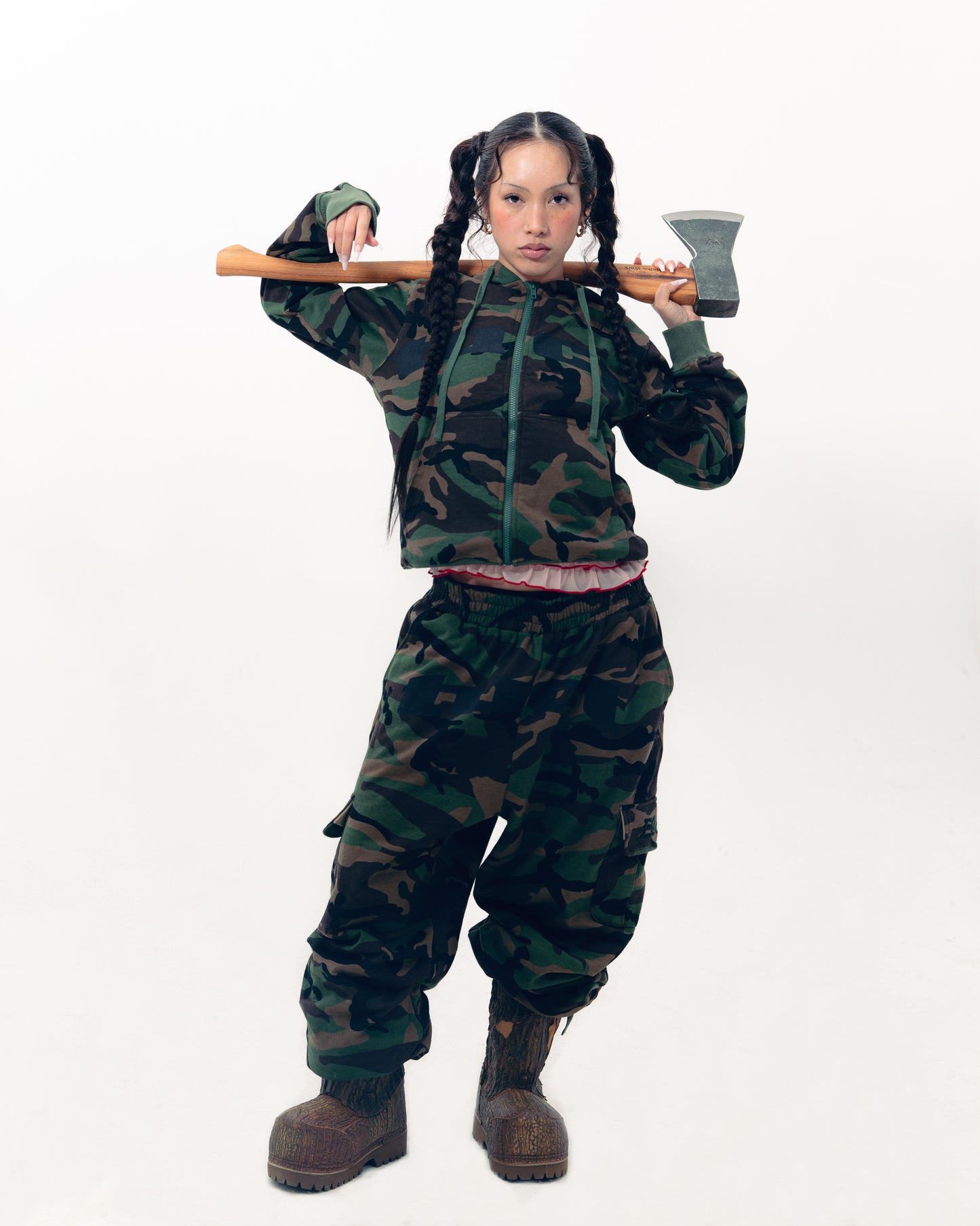 Tuct Cargo Sweatpants - Camo