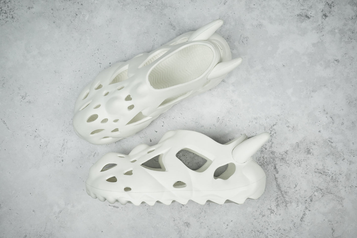 SNS Boneheads - Qbone White