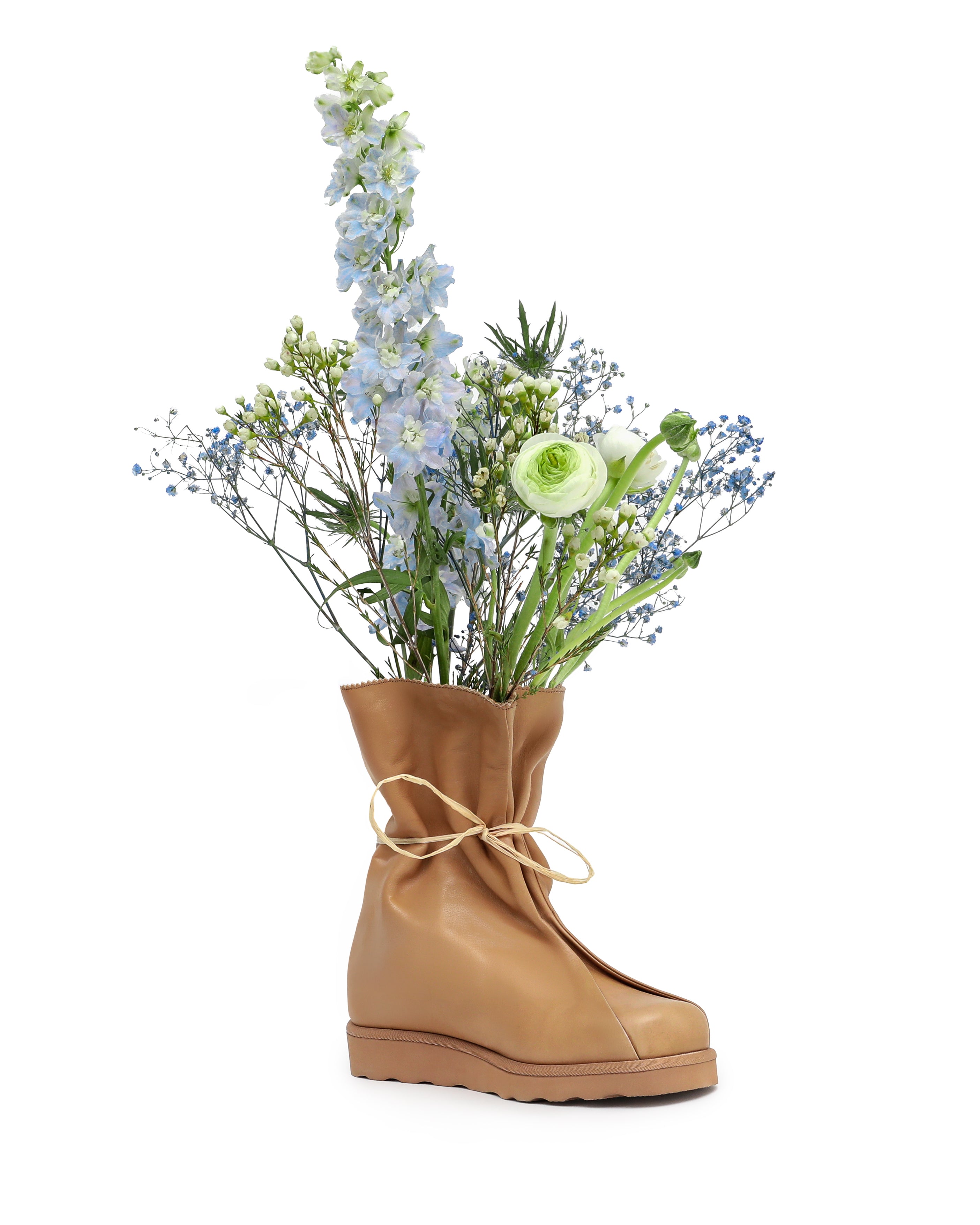 PAPERBAG BOOTS – ESENES WORLDWIDE