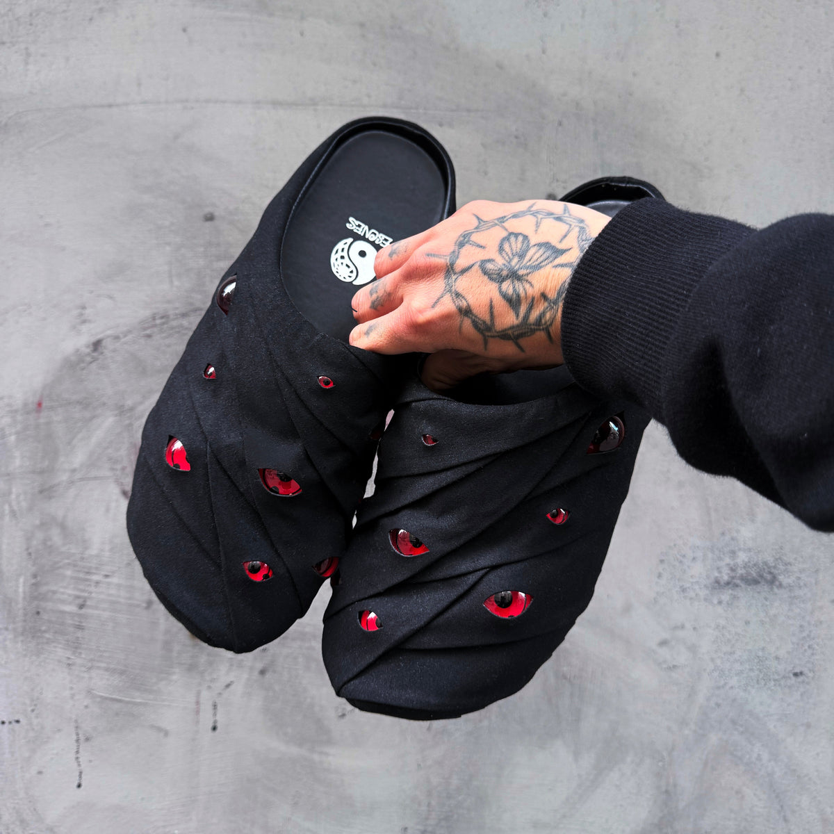 Eyeball Mules - Black Danzo