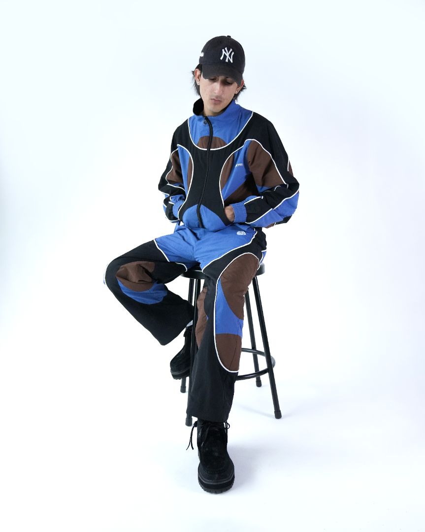 InterACTIVE Track Jacket – ESENES WORLDWIDE