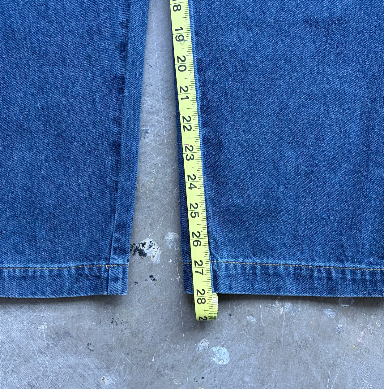 Sample: Esenes Cinched Denim Work Pants
